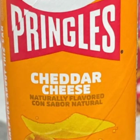 Pringles Cheddar Cheese
