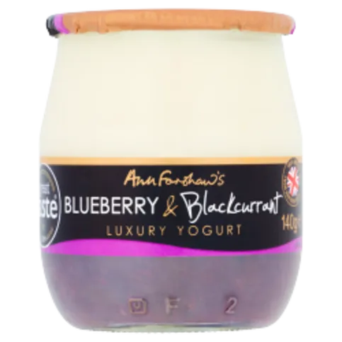 CHILLED: ANN FORSHAWS BLUEBERRY & BLACKCURRANT LUXURY YOGURT 140G
