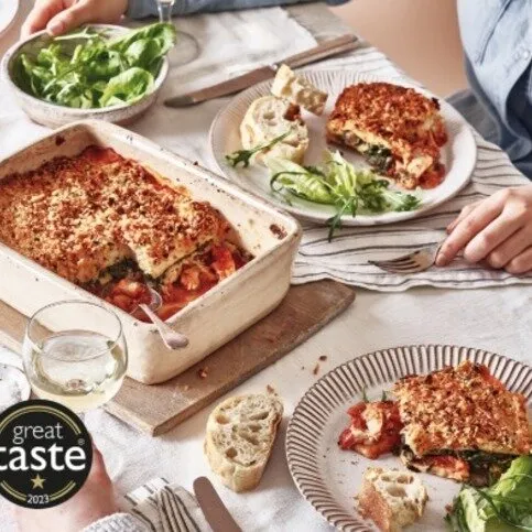 Cook Chicken & Mushroom Lasagne 1600g (4)