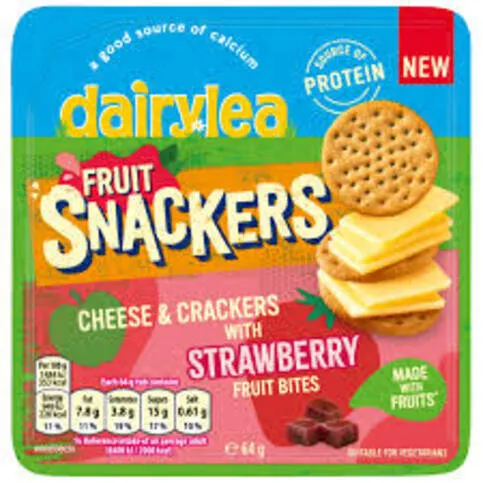 Dairylea fruit snackers cheese & crackers with strawberries 64g