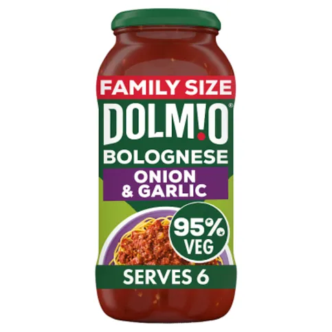 Dolmio Family Onion & Garlic Bolognese Sauce 675g