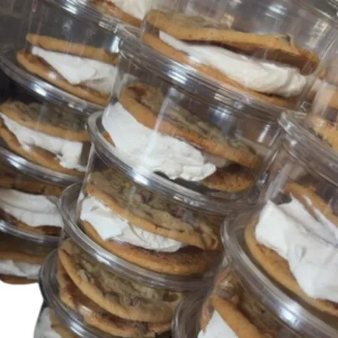 Ginger Fox Cookie Sandwich