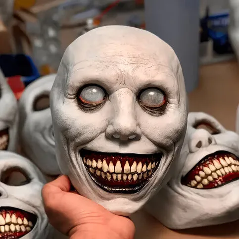 Haloween prank mask 