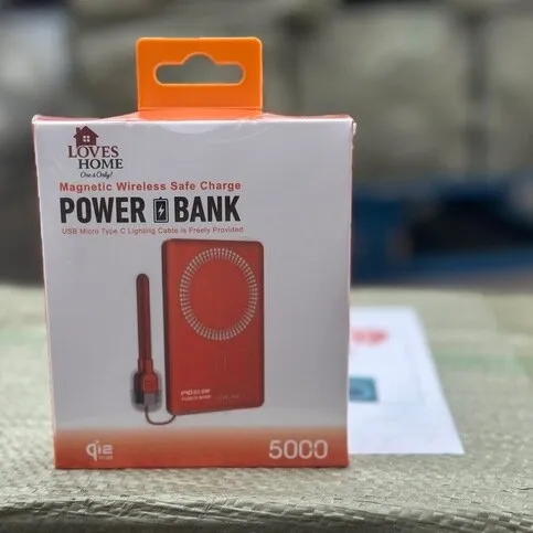 Magnetic Wireless Powerbank