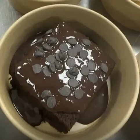 McBakes - Matilda Cake