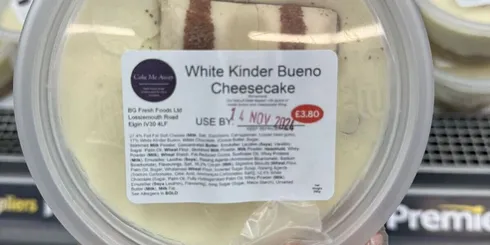 White Kinder Bueno - Cheesecake