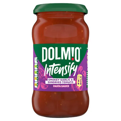 Dolmio Intensify Smokey Garlic & Sundried Tomato Pasta Sauce 400g