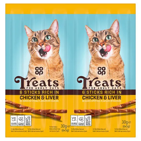 Co-op Sticks Rich in Chicken & Liver Treats for Adult Cats 6 x 5g (30g)
