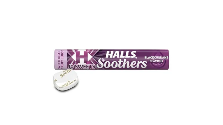Halls Soothers Blackcurrant 45g