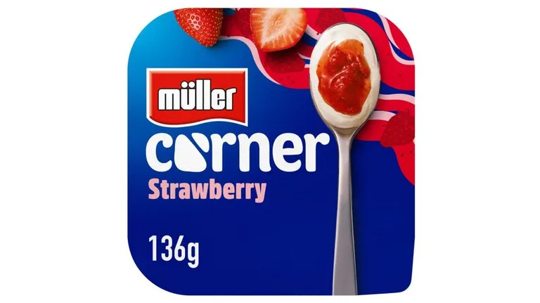 Muller Corner Strawberry 136g