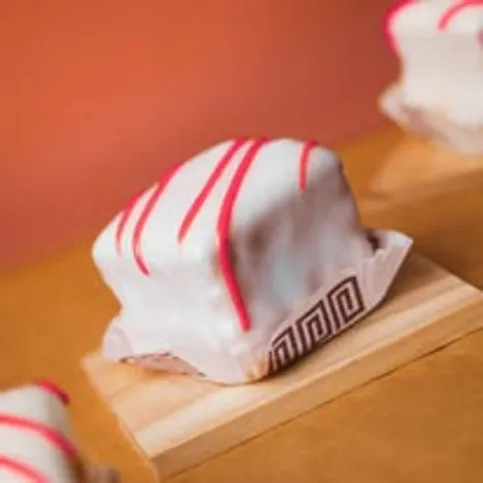 AULDS Fondant Fancy