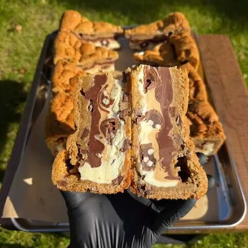Baked House - Mars, White & Golden Caramel Cookie Toast
