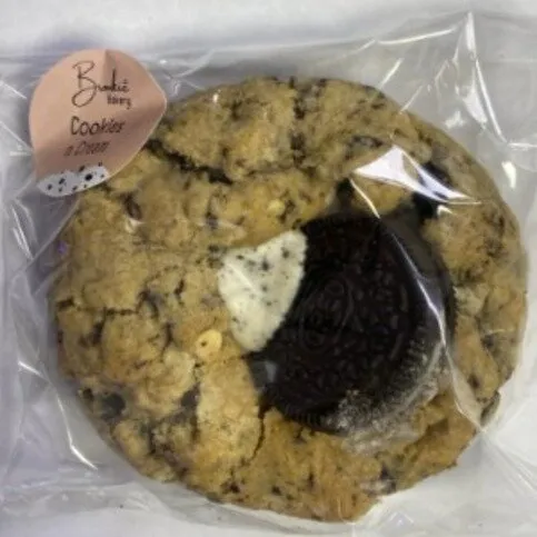 Brookie Cookies N Cream Cookies 55g