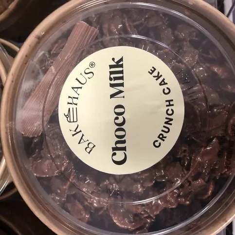 CHOCO MILK CRUNCH CAKE