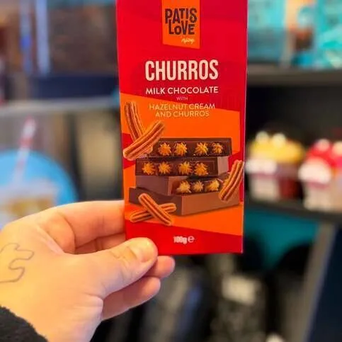 CHURROS & HAZELNUT CREAM MILK CHOC BAR 100G