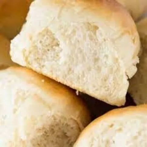 Daily Fresh Soft White Rolls