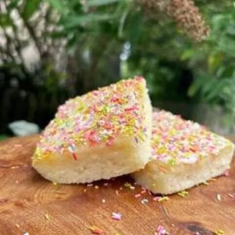 Ferns Cake - Old School Slice