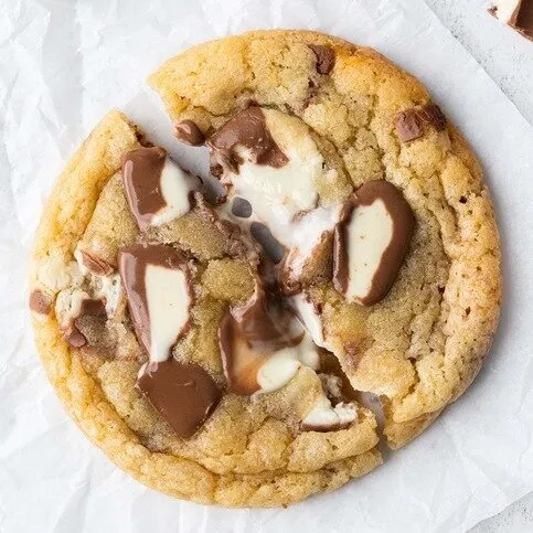 Kinder Filled Cookie 