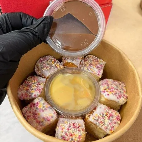 Old School Sponge & Sauces Tub