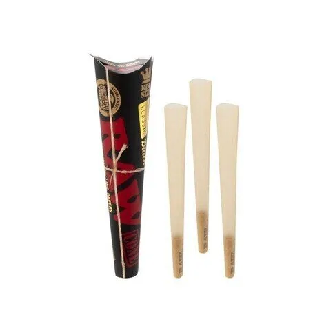 RAW CLASSIC CONE BLACK KINGSIZE 3PK