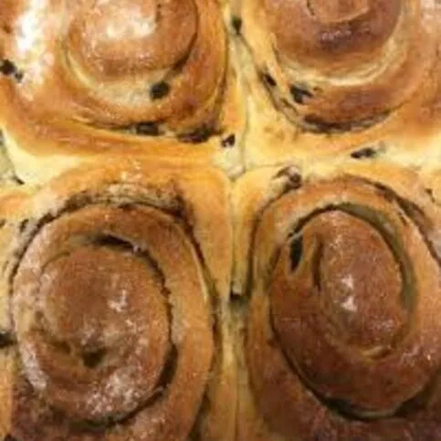 Talgarth Chelsea Buns 4pk