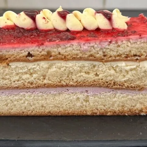White Chocolate & Raspberry Slice