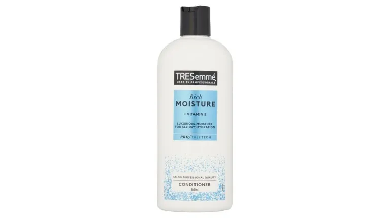 TRESemme Moisture Rich Conditioner 680ml